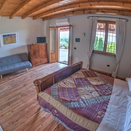 Agriturismo Villa Antonella إيزِيو المظهر الخارجي الصورة