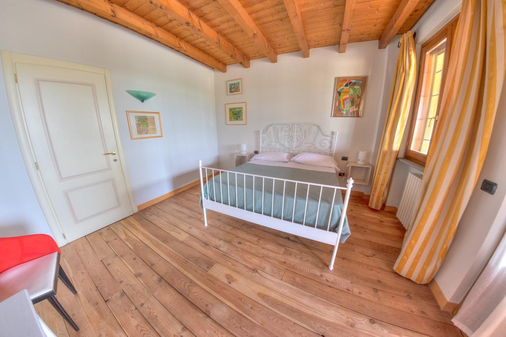 Agriturismo Villa Antonella إيزِيو المظهر الخارجي الصورة
