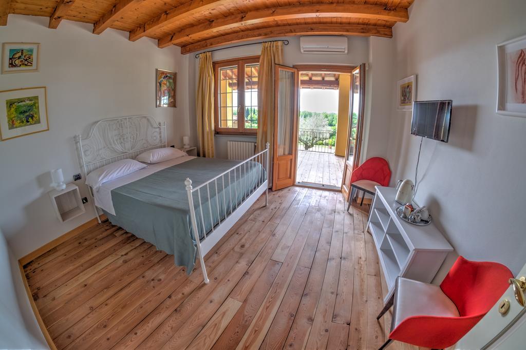 Agriturismo Villa Antonella إيزِيو المظهر الخارجي الصورة
