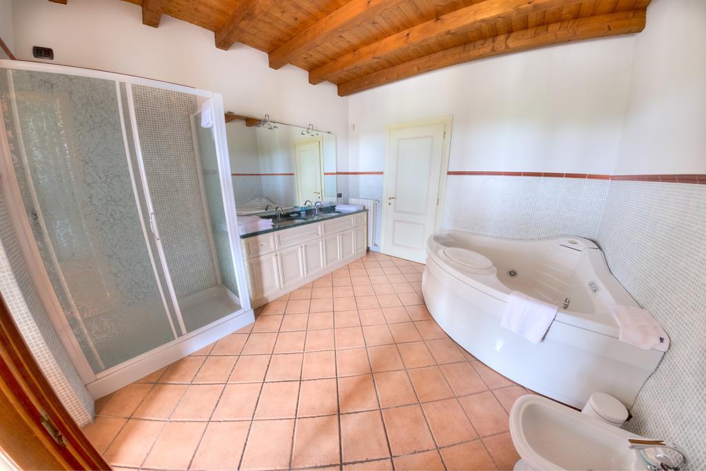Agriturismo Villa Antonella إيزِيو المظهر الخارجي الصورة